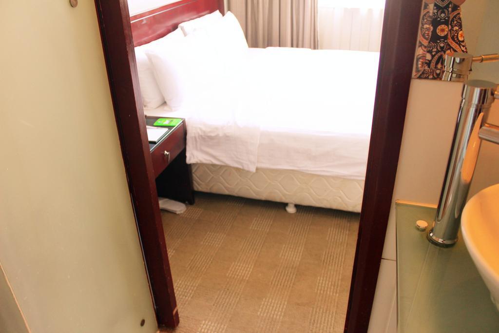 Days Inn Forbidden City ปักกิ่ง ภายนอก รูปภาพ