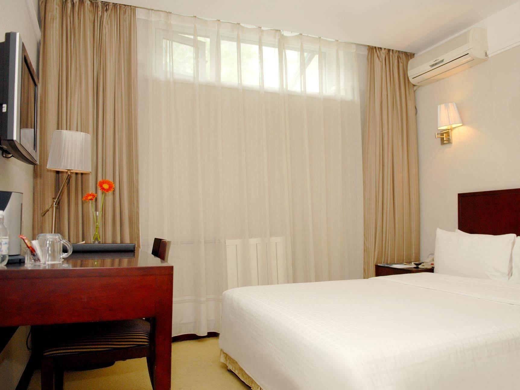 Days Inn Forbidden City ปักกิ่ง ภายนอก รูปภาพ